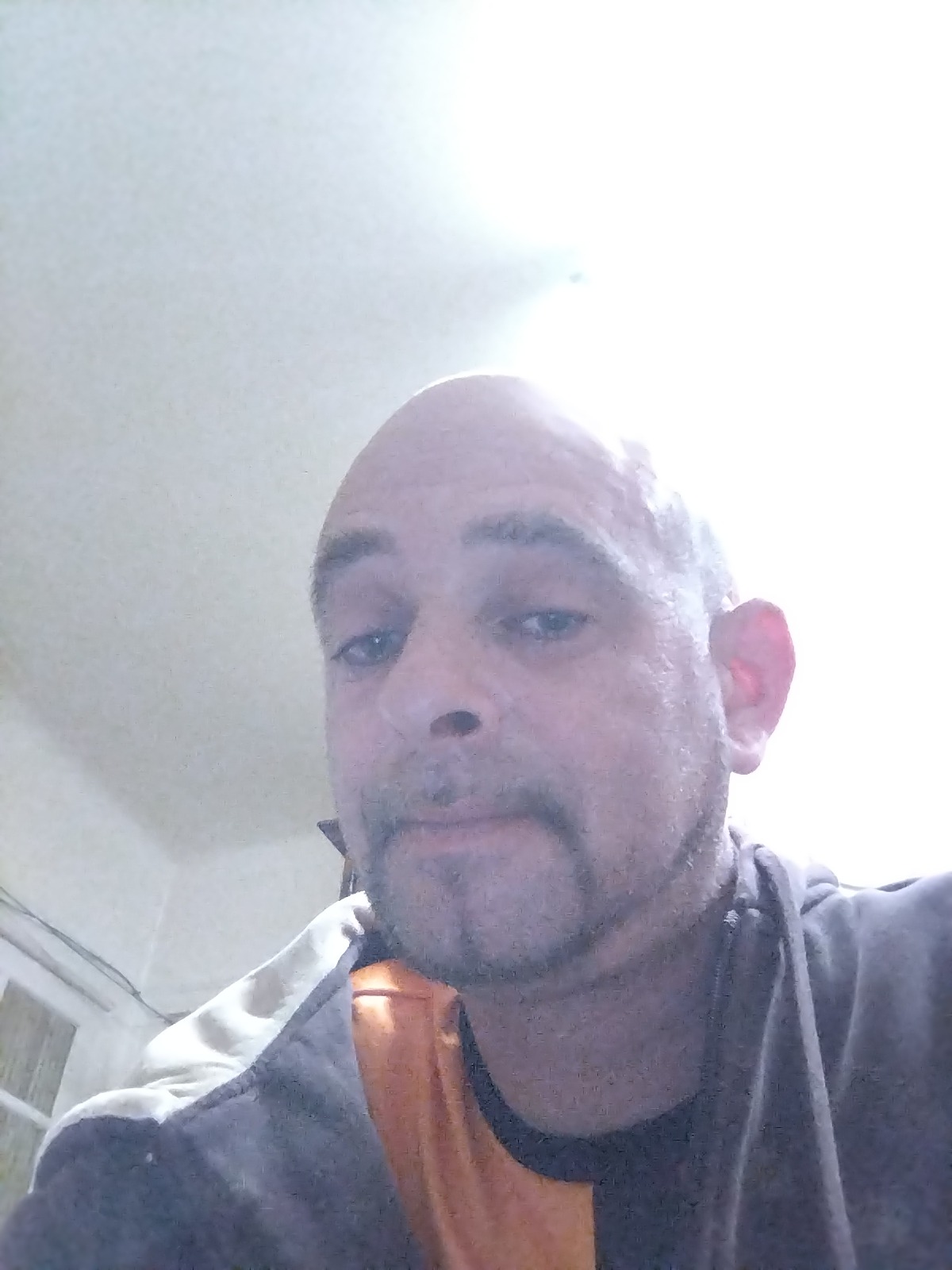 Lohan - Roinville - Essonne | Rencontre gay