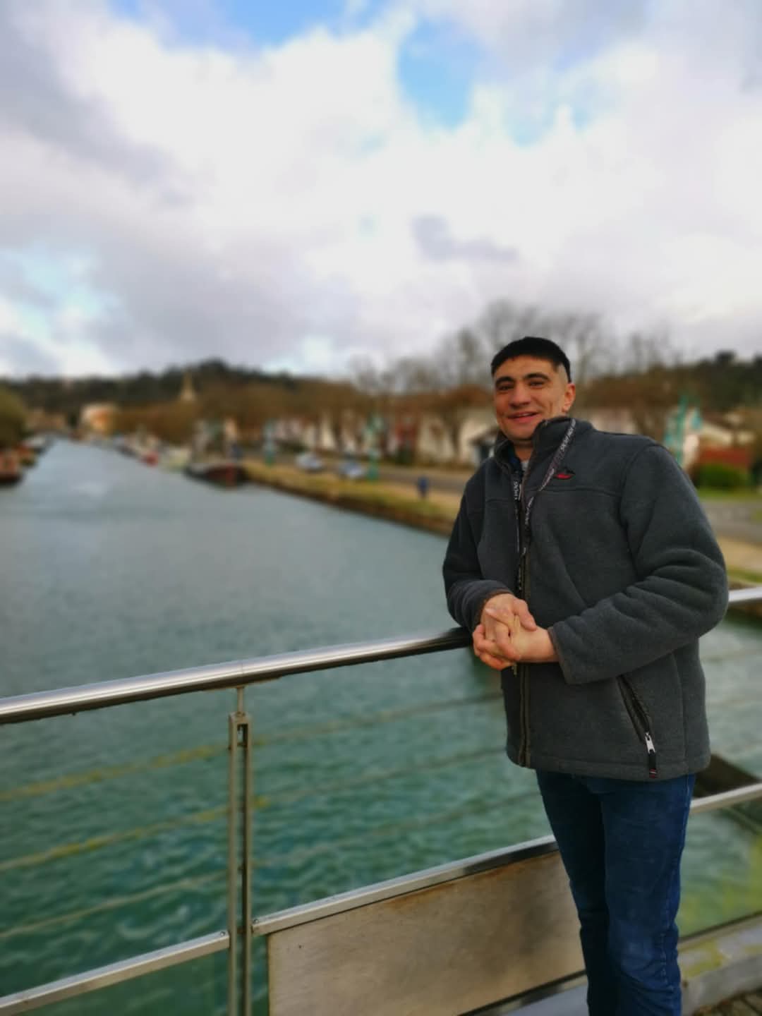Emilio - Gometz-la-Ville - Essonne | Rencontre gay