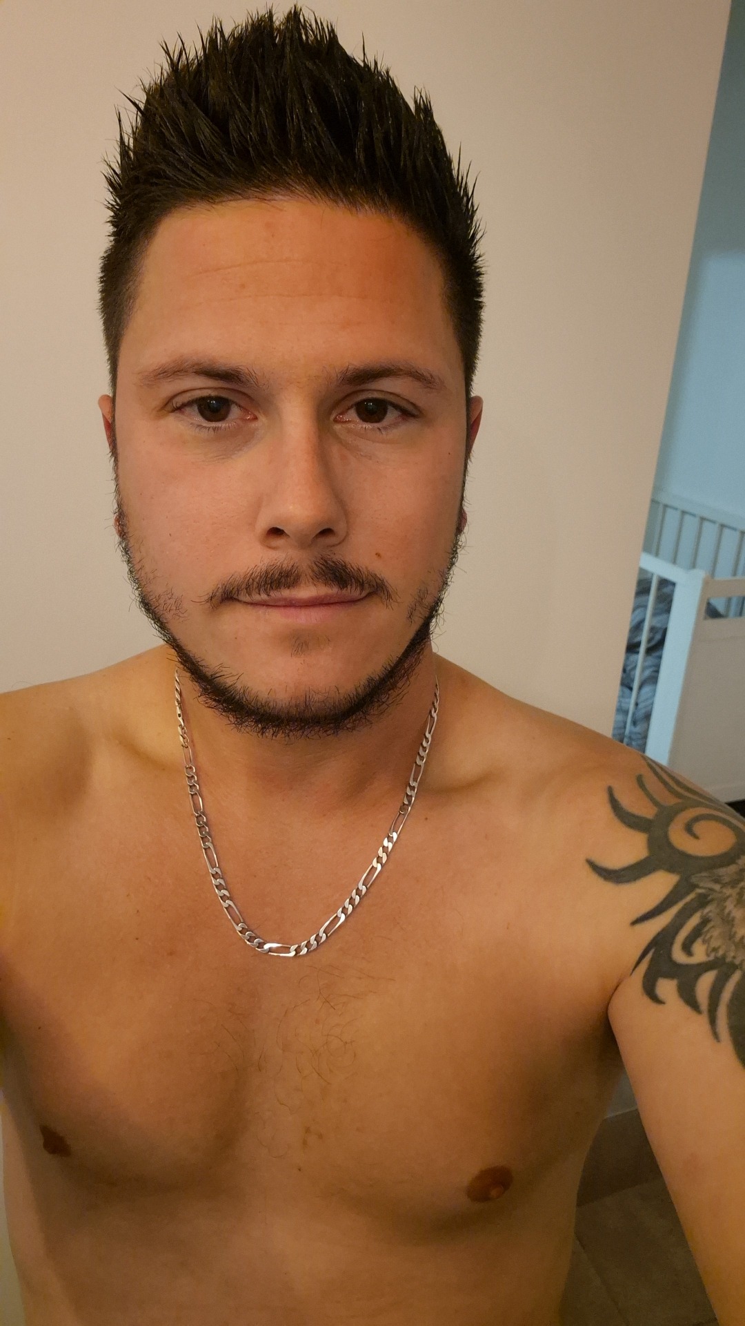 Moïse - Vienne-en-Arthies - Val-d'Oise | Rencontre gay