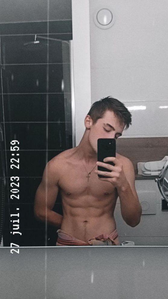 Dayron - Méré - Yvelines | Rencontre gay
