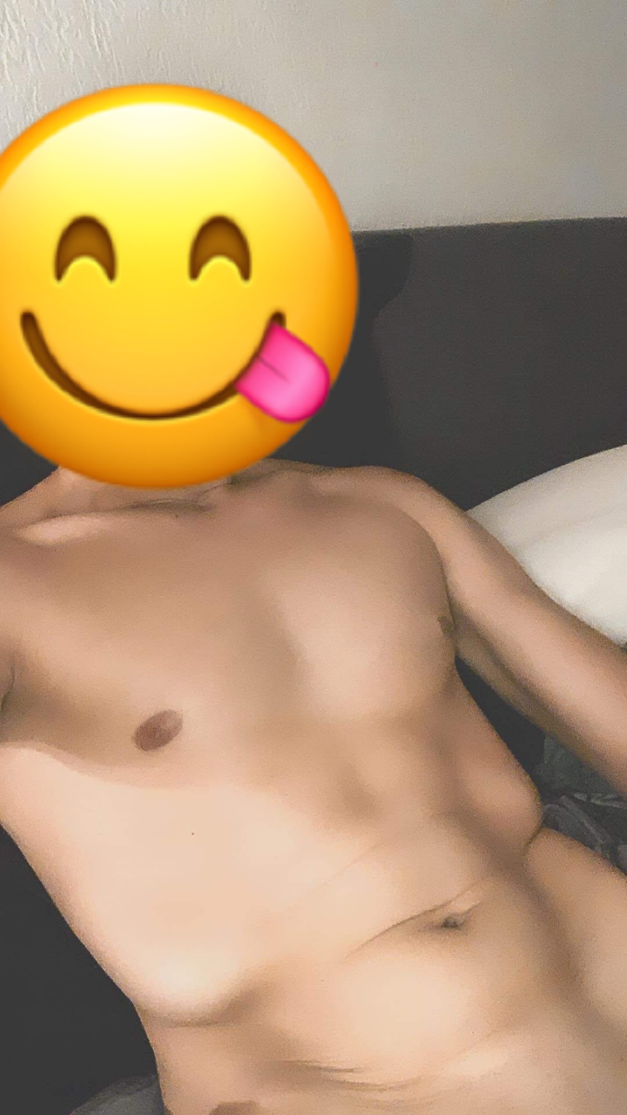 Albin - Villiers-le-Bâcle - Essonne | Rencontre gay