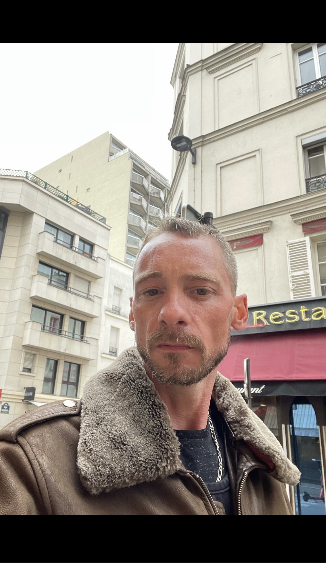 Salah - Andrésy - Yvelines | Rencontre gay