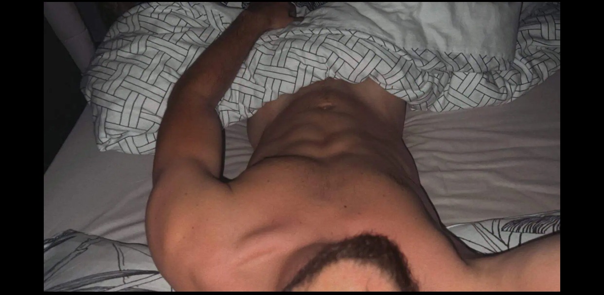 Eymen - Varennes-Jarcy - Essonne | Rencontre gay
