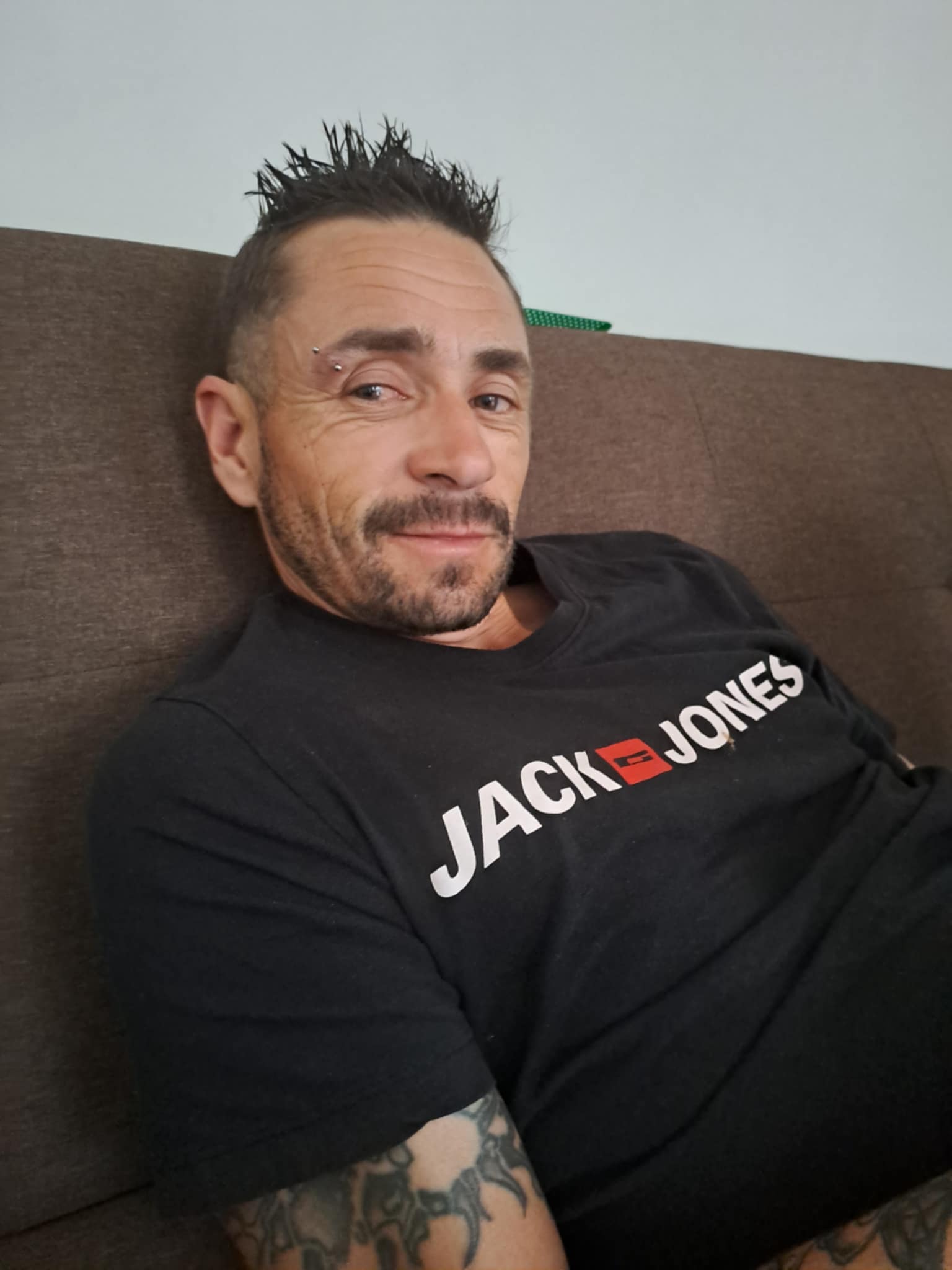 Arlo - LaCelle-Saint-Cloud - Yvelines | Rencontre gay