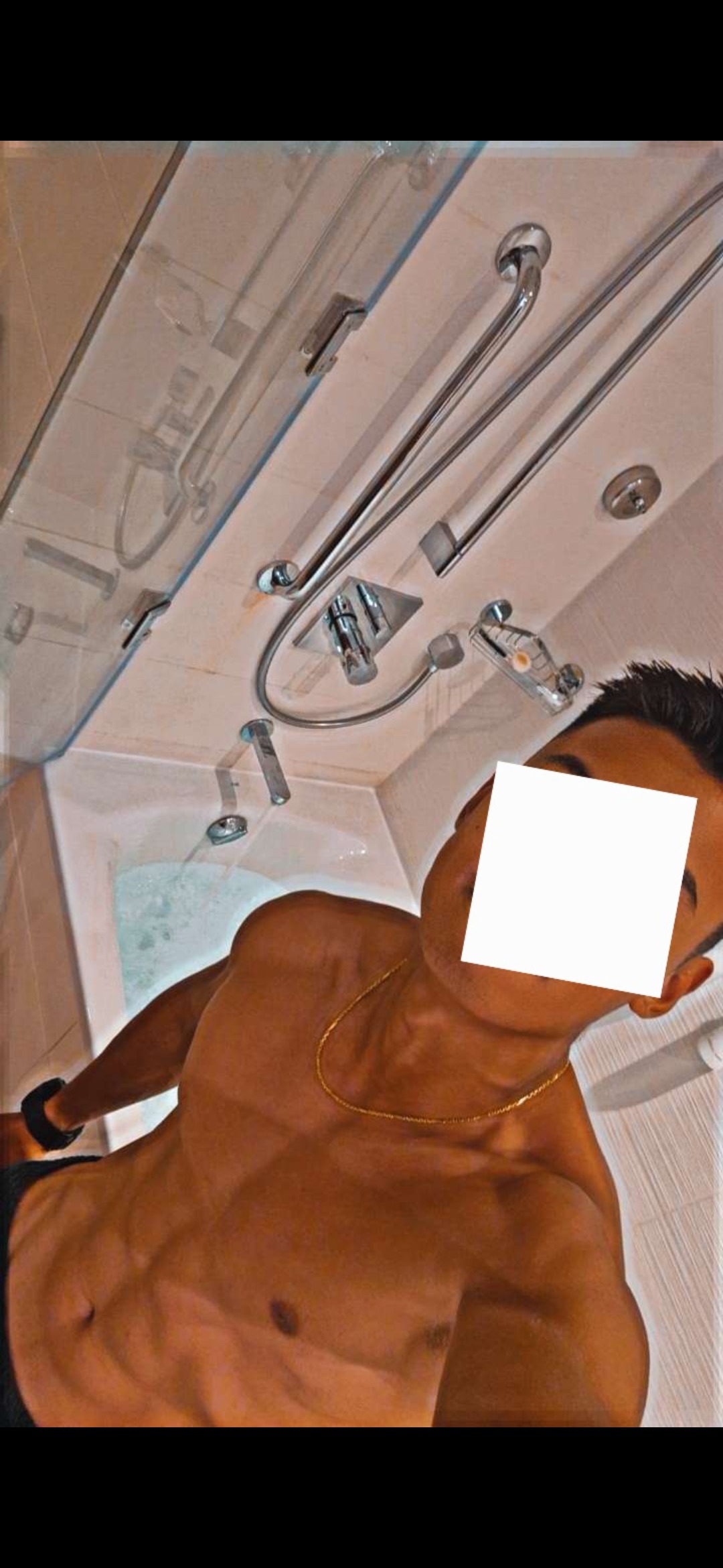 Albéric - Saint-Ouen-sur-Morin - Seine-et-Marne | Rencontre gay