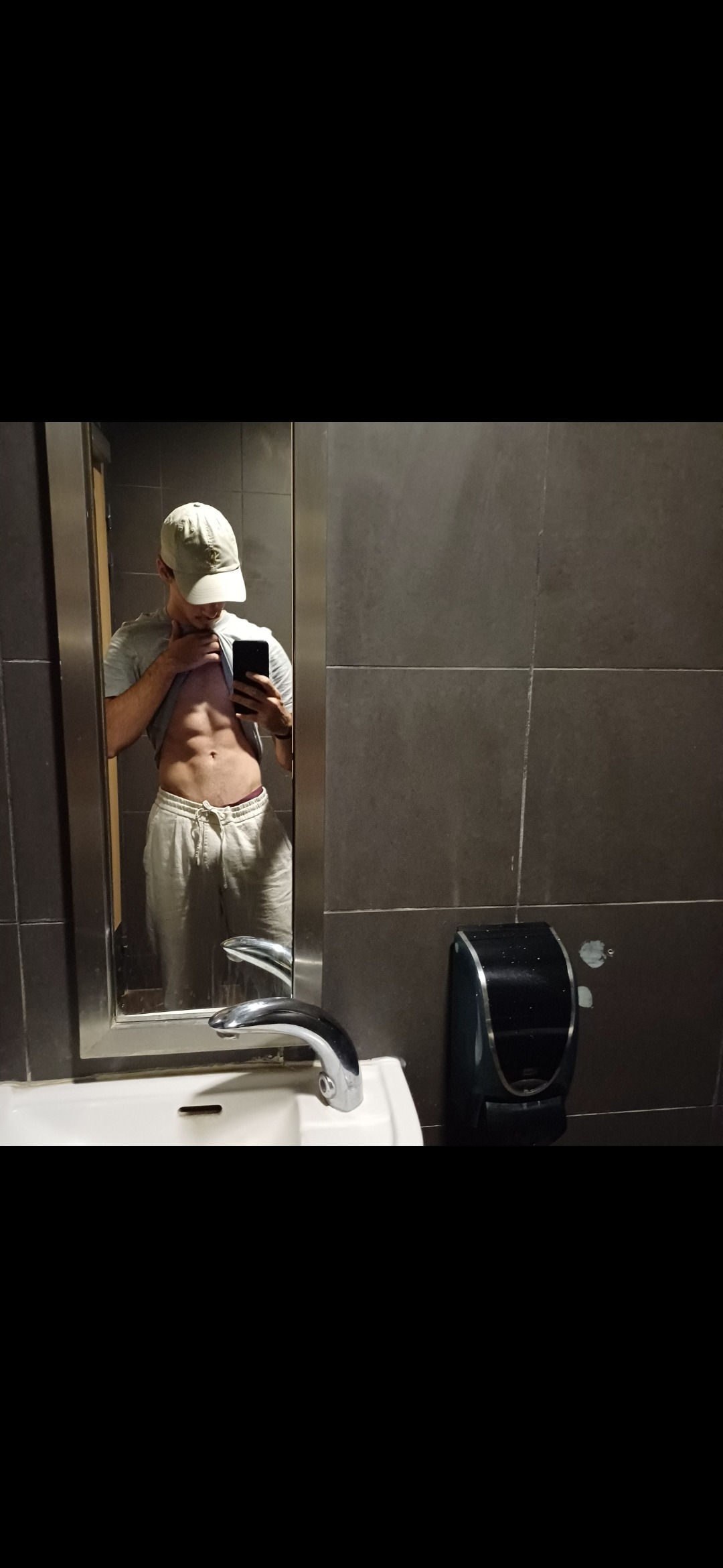 Oumar - Orveau - Essonne | Rencontre gay